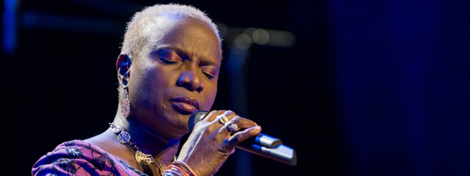 Kultur Lachensaal Angelique Kidjo